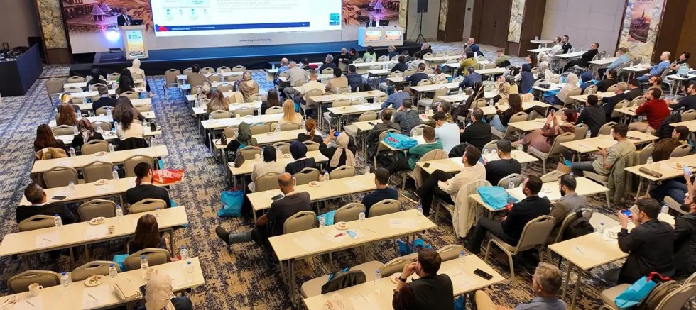Doğu Dahiliye Kongresi 600 hekimi Diyarbakır'da buluşturdu