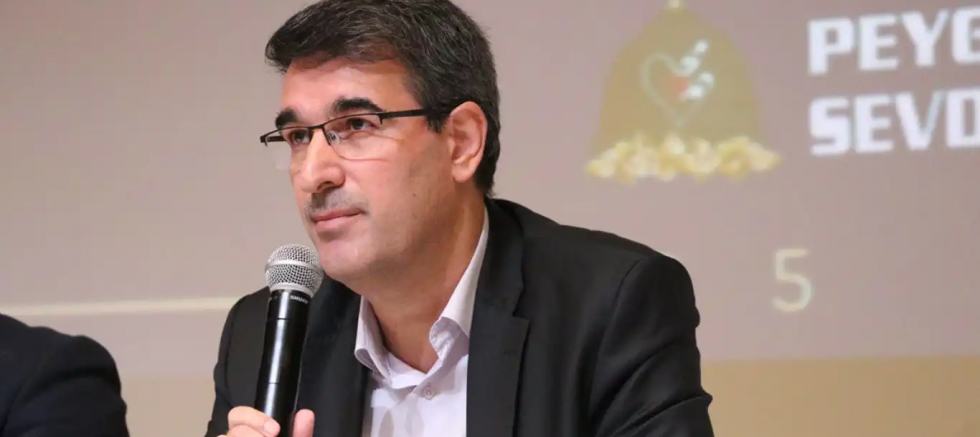 Dr. Bulut: Namaz, ahlaki topluluk oluşturur