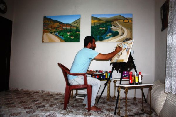 EĞİTİM ALMADAN PROFESYONEL RESSAM OLDU