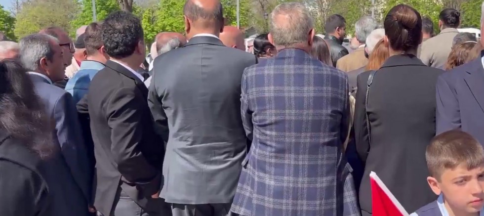 Eğitim-Bir-Sen’den mehterana sırtını dönen CHP heyetine tepki