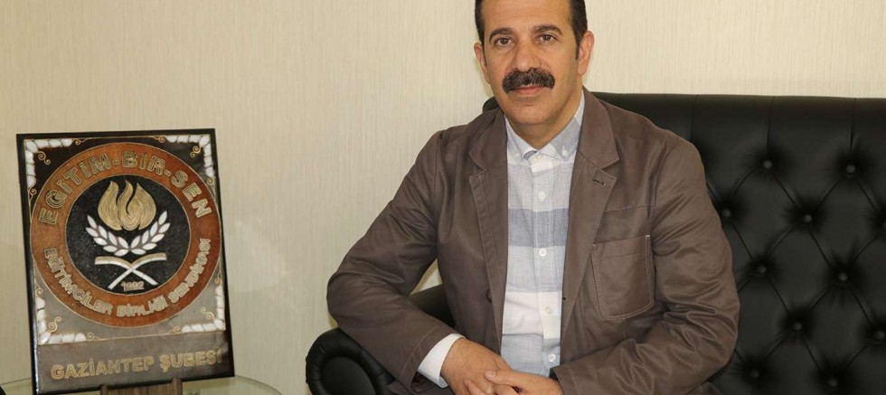 Eğitim-Bir-Sen Gaziantep Başkanı Ahmet Gök: Öğretmenlik sınavla test edilecek bir meslek değildir