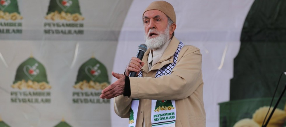 Göktaş Hoca: Peygamber'in sünneti olmadan hiçbir yere varamayız