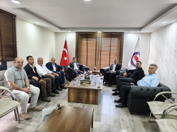 HAK-İŞ ve Sendika Temsilcilerinden Ramazan Tekdemir’e Destek Ziyareti