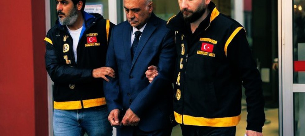 Hakaret iddiasıyla tutuklanan öğretmen tahliye edildi