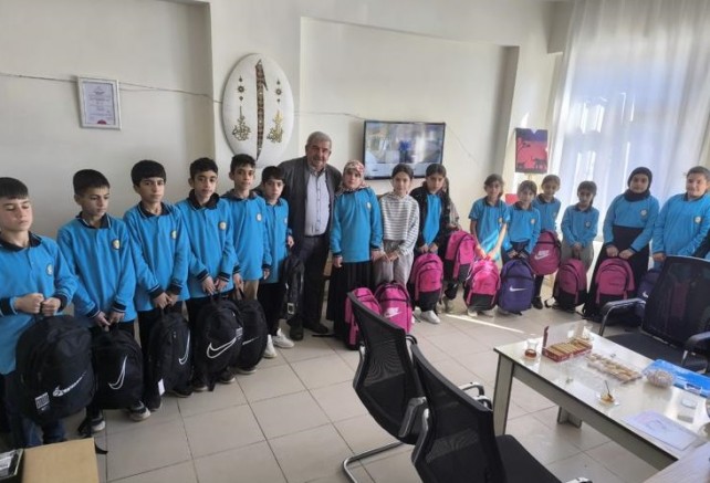 Hayırsever İşadamından Bayrambaşı Köyü Okullarına anlamlı destek