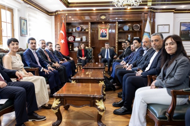 Hewlêr ve Duhok Valilerinden Diyarbakır Büyükşehir Belediyesi’ne ziyaret