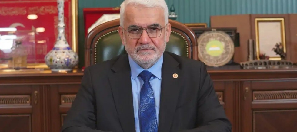 HÜDA PAR Genel Başkanı Yapıcıoğlu'ndan Manisa'daki saldırı sonrası 'manevi eğitim' ve 'aile' vurgusu