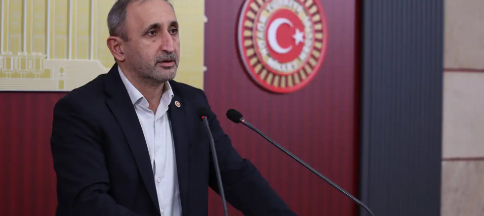 HÜDA PAR Milletvekili Demir'den DEM Parti'ye 'Sapkınlık' tepkisi