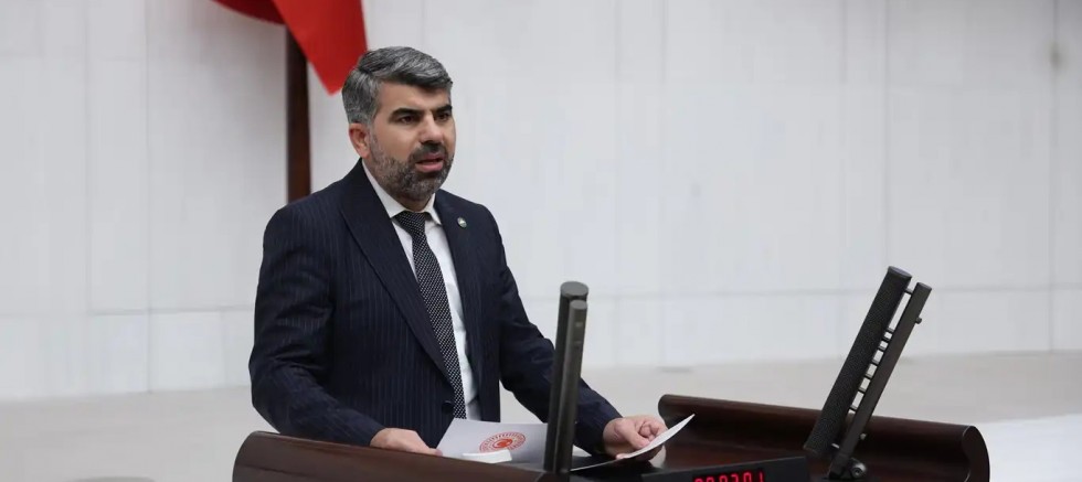 HÜDA PAR Milletvekili Dinç, başıboş köpek sorununu bir kez daha Meclis’e taşıdı