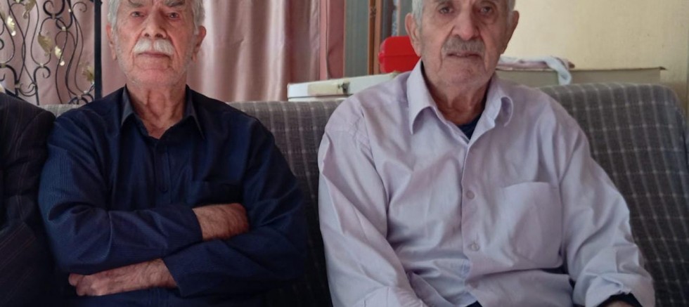 İki kardeş bir gün arayla vefat etti