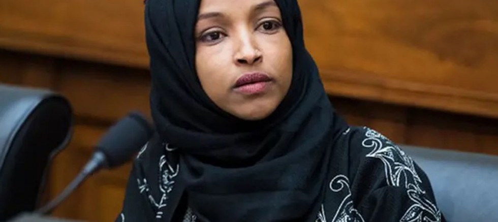 İlhan Omar'a yönelik soruşturmada yeni gelişme: Pasaportu ve telefonuna el konulduğu öne sürüldü