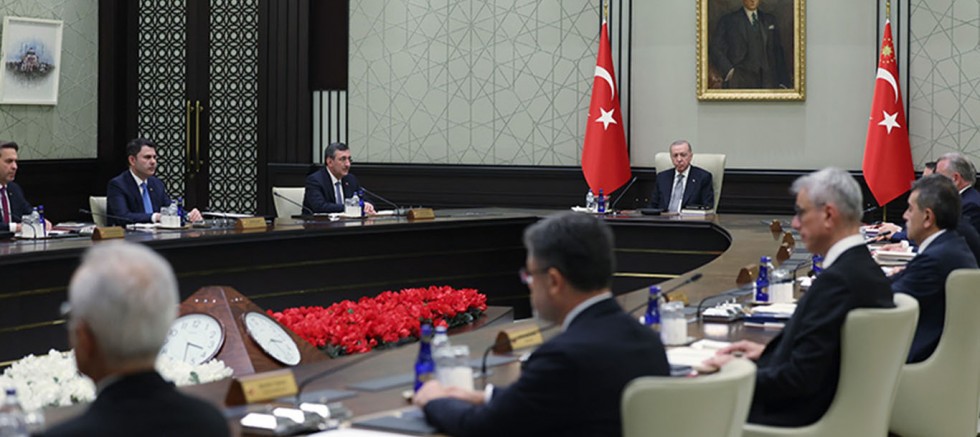 Kabine'nin önceliği fon mağduriyetleri ve Terörsüz Türkiye süreci