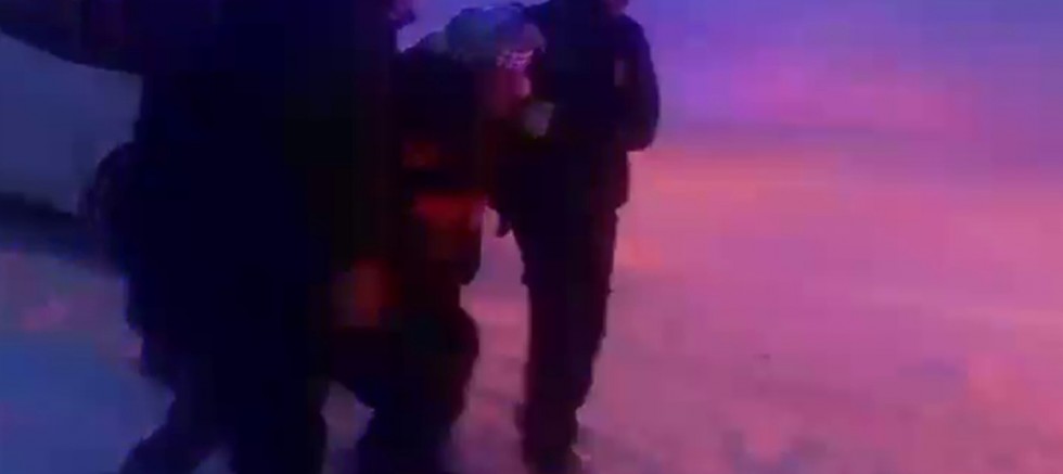 Karla kapalı köyde fenalaşan hasta 5 saatlik çalışmayla kurtarıldı