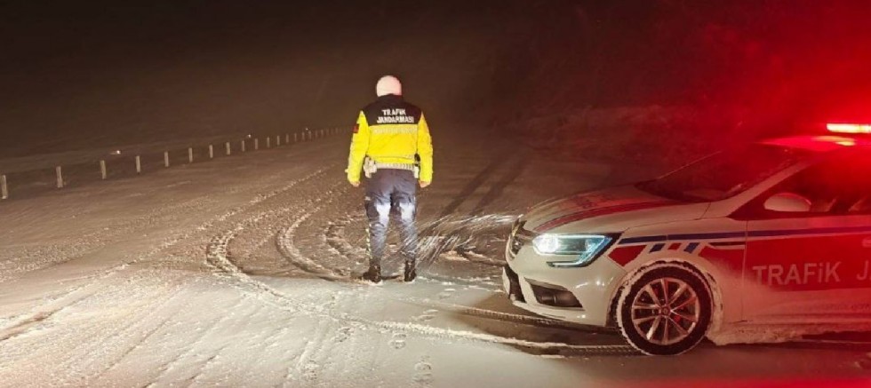 Kayseri-Kahramanmaraş kara yolu ağır taşıt trafiğine kapatıldı