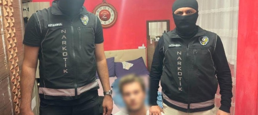 Kırmızı bültenle aranan uyuşturucu hükümlüsü İstanbul'da yakalandı