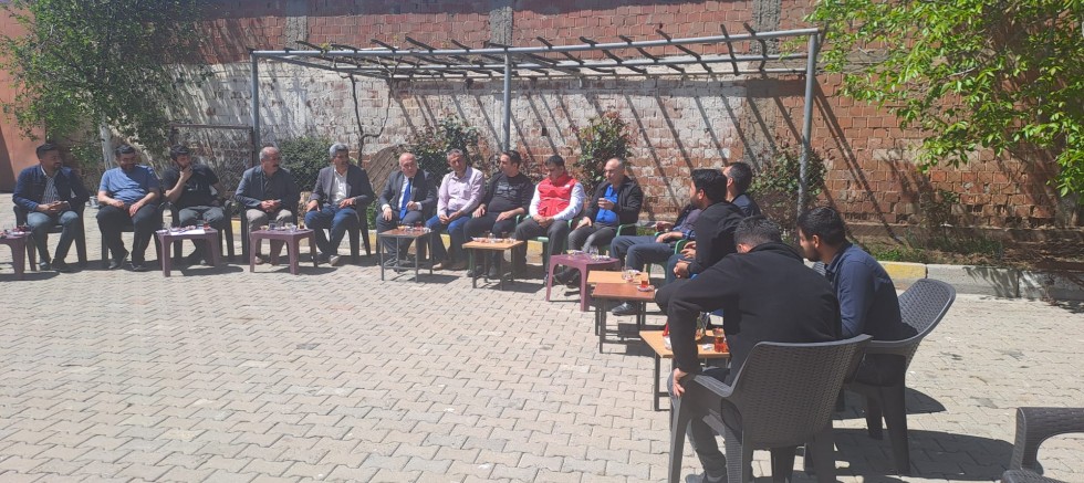 Kızılay Sur Şubesinden Çiftçilere Sebze Fidesi Yetiştiriciliği Eğitimi