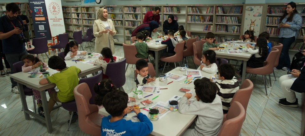 KÜLTÜR YOLU FESTİVALİ’NDE GELENEKSEL SANATLAR VE ÇOCUK ETKİNLİKLERİ ÖNE ÇIKTI