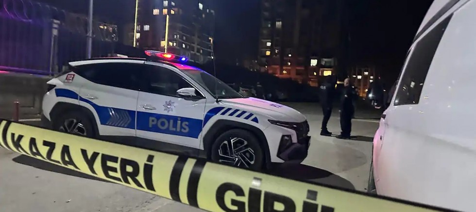 Malatya'da işyeri kurşunlanması sonrası karakol önünde kavga: 3 yaralı