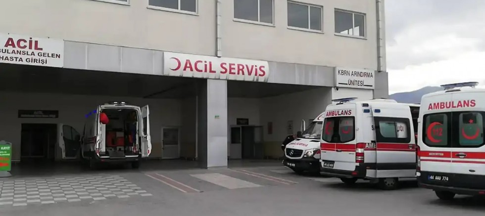 Malatya'da silahlı ve bıçaklı kavga: 3 yaralı
