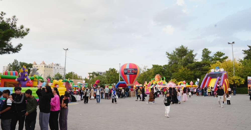 Mardin Kültür Yolu Festivali Sanat ve Kültür Etkinlikleriyle Başladı