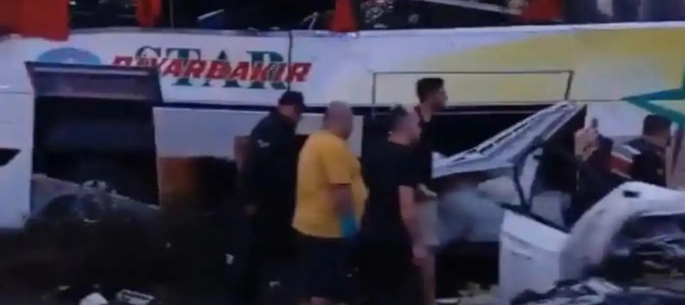 Mersin'deki otobüs kazasında ölü sayısı 12'ye yükseldi