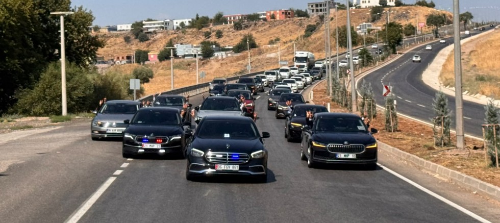 MHP Diyarbakır Teşkilatı Batman Kongresine 50 Araç ve 200 Kişiyle Katıldı
