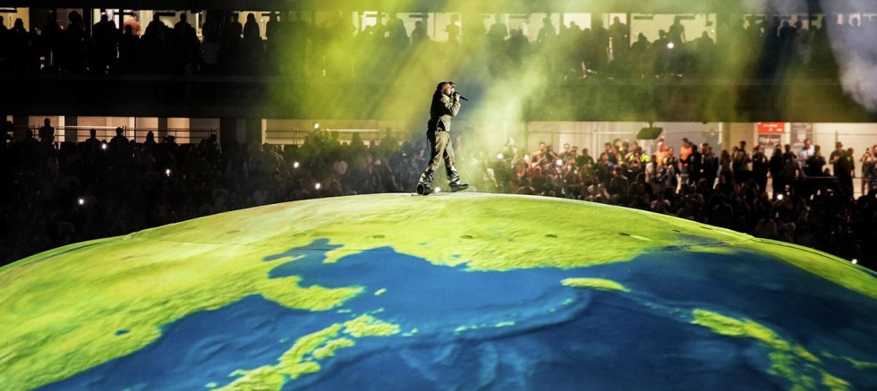 Mil-Diyanet Sen'den Kanye West konserine tepki