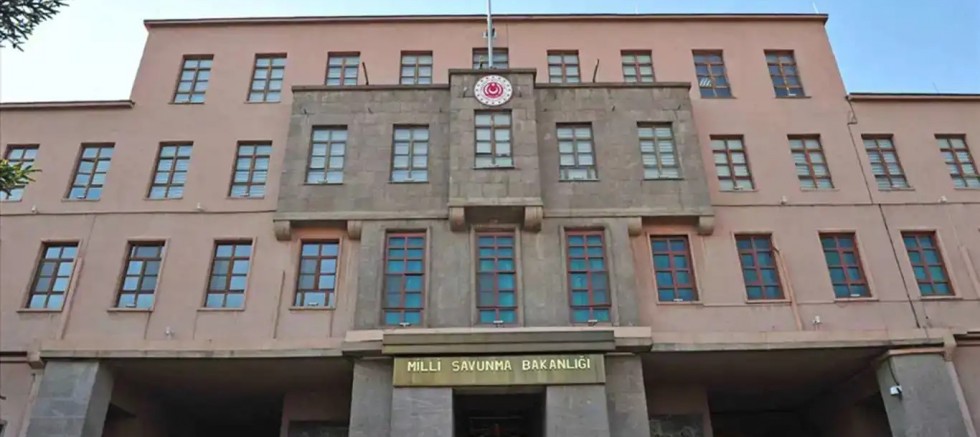 MSB: İran'dan ateşlenen füze imha edildi
