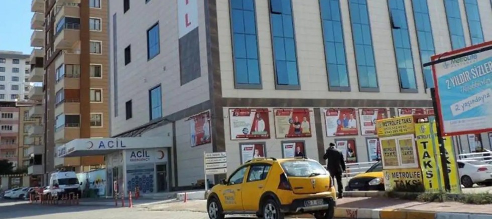 Narin Güran'ın babası Arif Güren Şanlıurfa'da hastaneye kaldırıldı