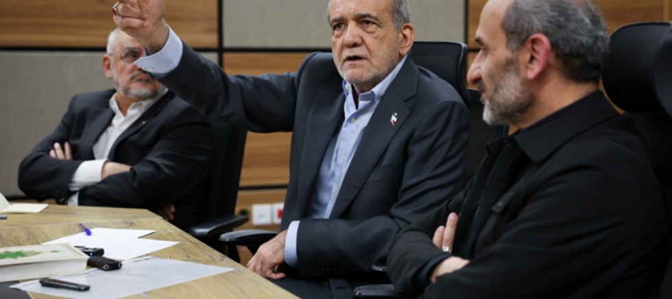 Pezeşkiyan: Dünyaya, nükleer silah peşinde olmadığımıza ilişkin güvence vermeye hazırız
