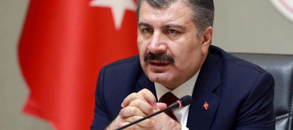 Sağlık Bakanı Koca: Sağlıkta şiddet suçunun şüphelileri tutuklu yargılanmak üzere yakalandı.