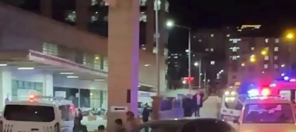 Siirt’te alacak-verecek tartışması hastane önünde silahlı olaya dönüştü