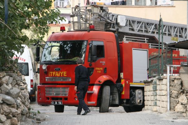 SİLVAN’DA KORKUTAN YANGIN