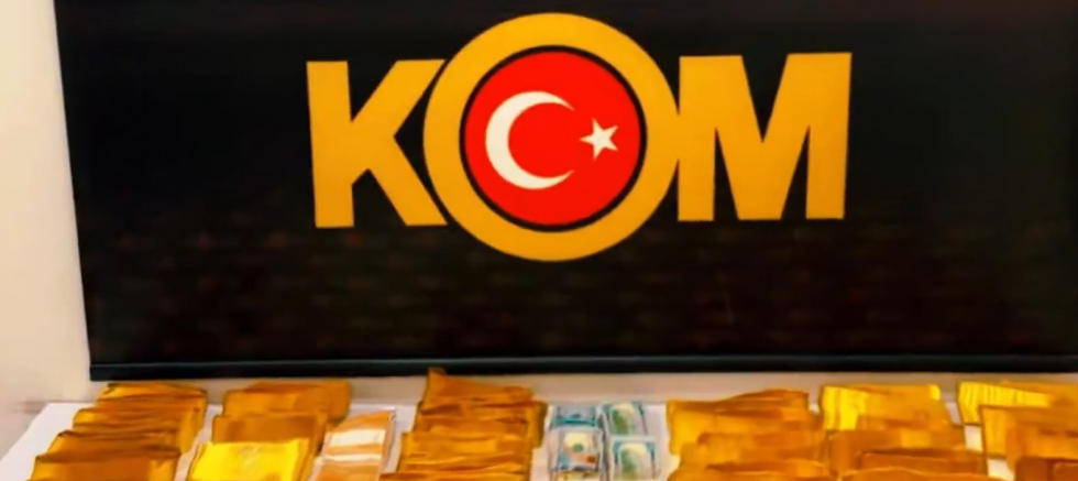 Şırnak'ta 590 milyon liralık kaçak altın ve döviz ele geçirildi