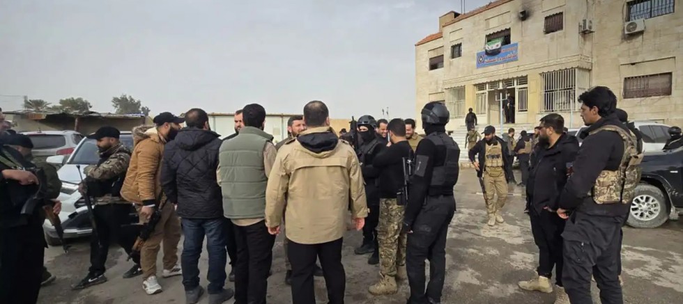 Suriye güvenlik güçleri Haseke'ye girdi: Kamışlı Havalimanı bugün devralınıyor