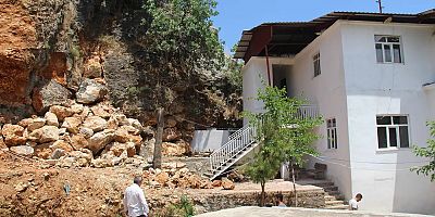4 aydır kapalı olan tarihi cami için yetkililere çağrı