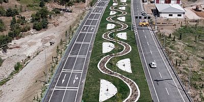 50 DAKİKALIK YOLU 5 DAKİKAYA DÜŞÜREN ASSOS VE TROYA TÜNELLERİ  1 YAŞINDA…