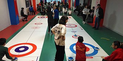 6 Şubat Deprem Şehitlerini Anma Curling Turnuvası düzenlendi