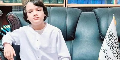 9 yaşındaki Afgan çocuk, 8 dil biliyor