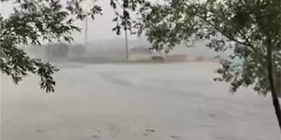 Ağrı’da sağanak ve dolu sele yol açtı