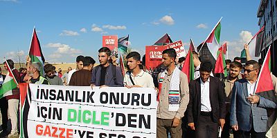 Aksa Tufanı'nın 3'üncü yıl dönümünde üniversiteli gençler Gazze için yürüdü