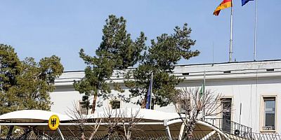 Almanya'dan vatandaşlarına İran'ı acilen terk etme çağrısı