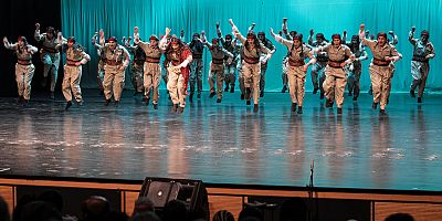 Amed Tiyatro Festivali “Moraşîn” ile açıldı