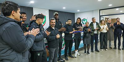 Amedspor önce  bayramlaştı sonra Hatay’a uğurlandı!