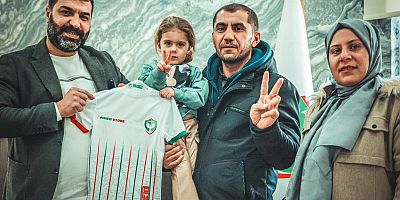 Amedsporun İdmanında  Küçük Bir misafiri vardı