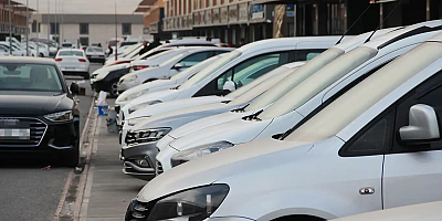 Araç piyasasında ciddi durgunluk yaşanıyor