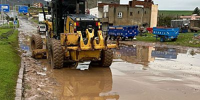 Aşırı yağışlar Siirt'te heyelan ve sele yol açtı