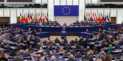 Avrupa'da bir milyon imza siyonist rejimi köşeye sıkıştırdı