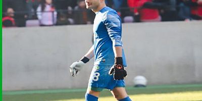 AYKUT ÖZER : YEDİĞİM HATALI GOLDEN DOLAYI  TARAFTARLARDAN ÖZÜR  DİLEDİ
