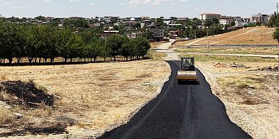 Bağıvar Mahallesi Yeni Mezarlık Yolu Sıcak Asfaltla Yenilendi